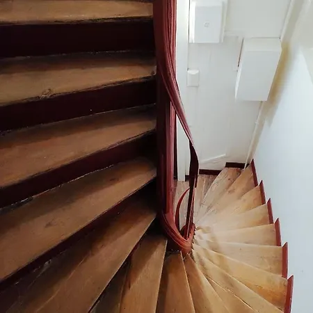 Un Temps Ailleurs Париж