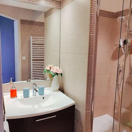 Un Temps Ailleurs Апартаменты